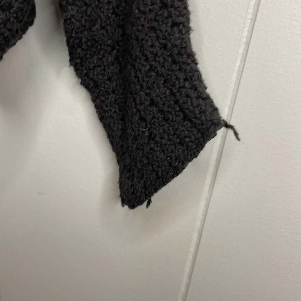 Free People Black Crop Knit V Neck Sweater - Picture 5 of 6